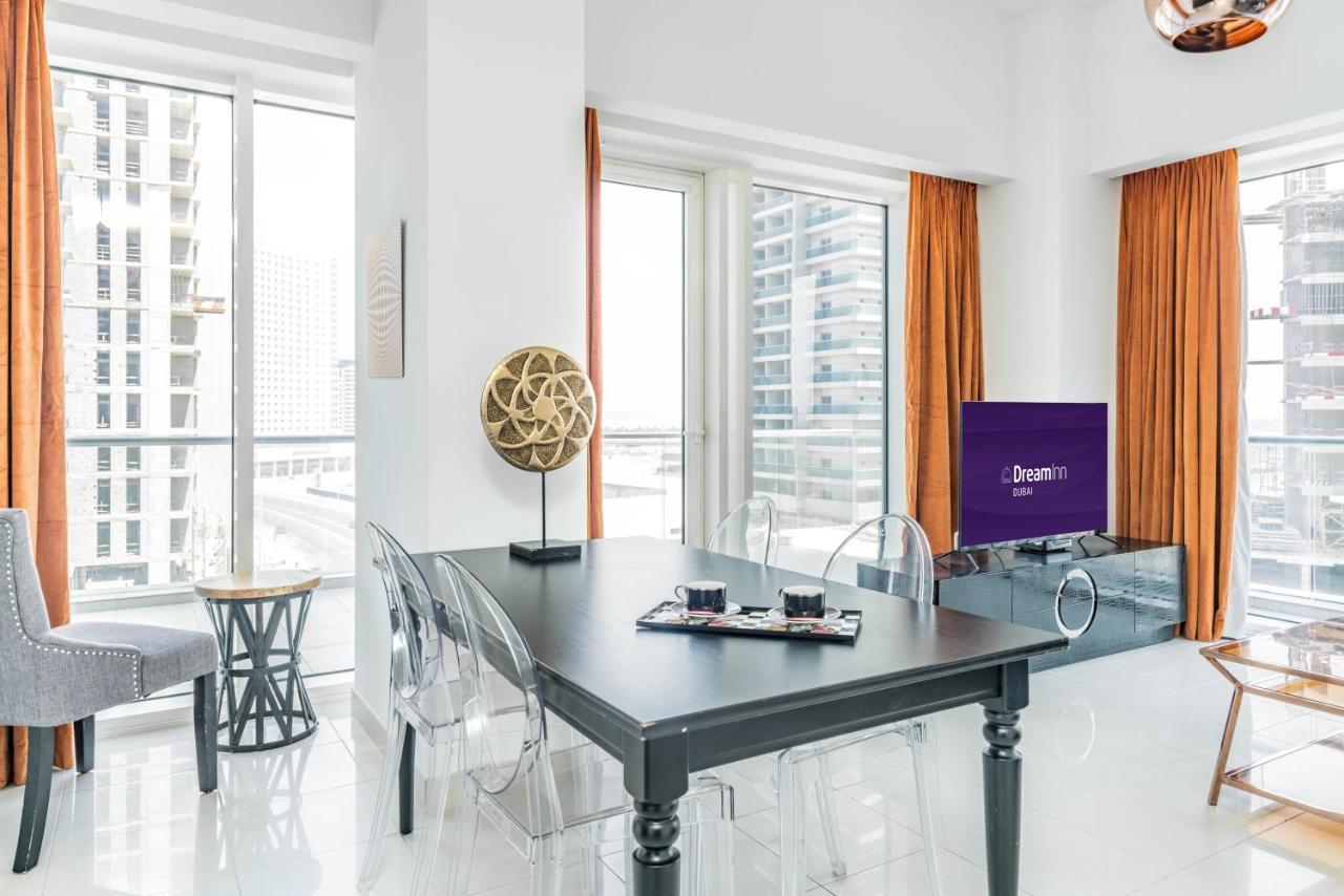 דובאי Dream Inn Apartments- West Wharf Tower Canal View מראה חיצוני תמונה