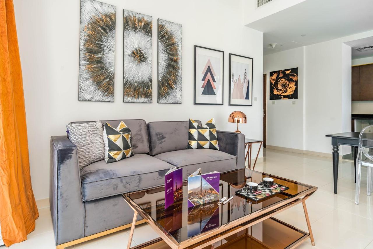 דובאי Dream Inn Apartments- West Wharf Tower Canal View מראה חיצוני תמונה