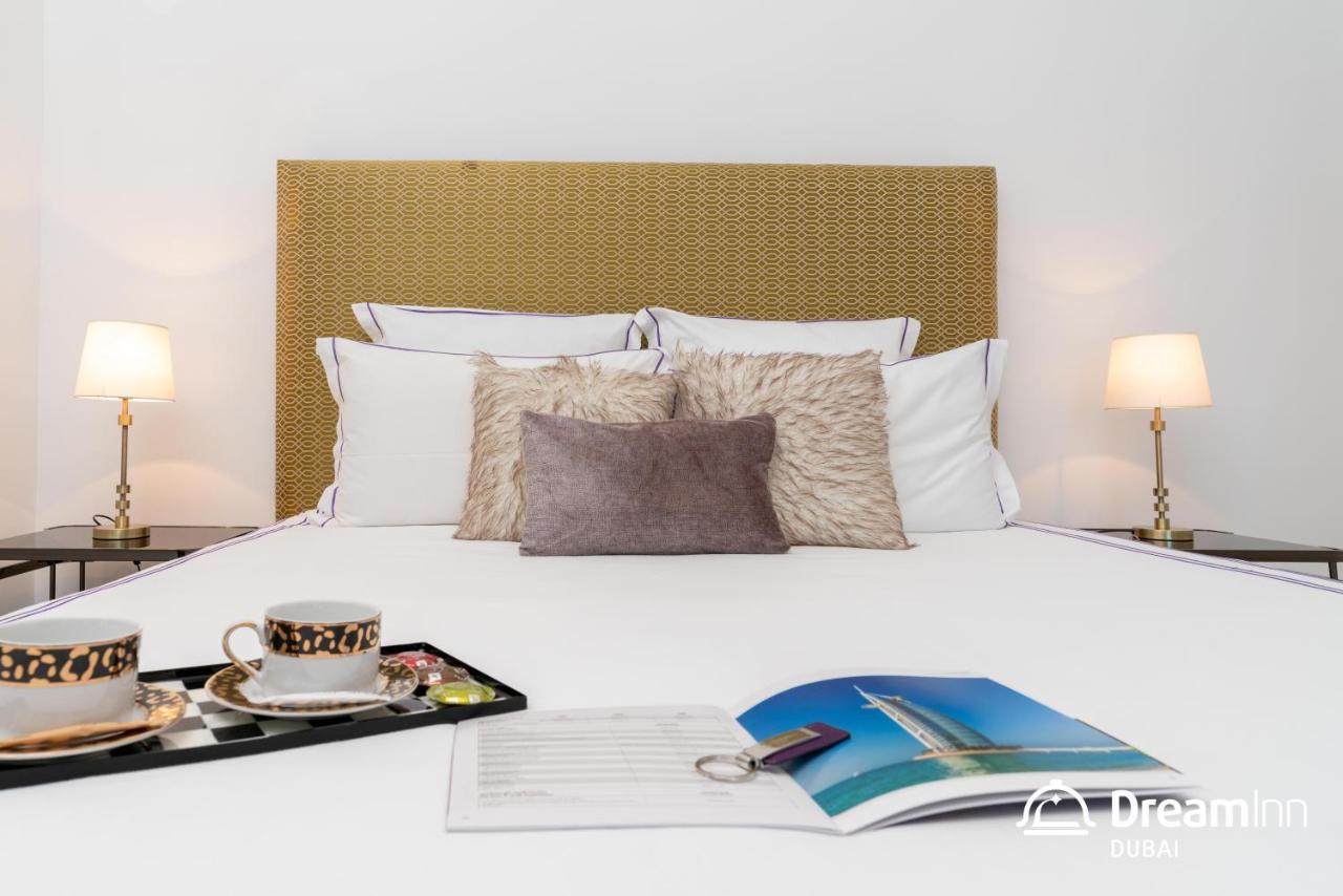 דובאי Dream Inn Apartments- West Wharf Tower Canal View מראה חיצוני תמונה