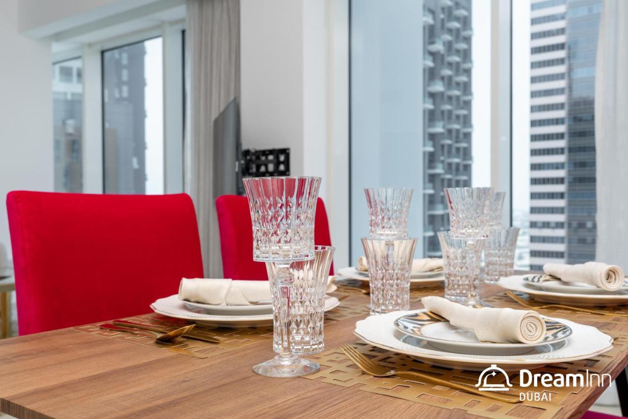 דובאי Dream Inn Apartments- West Wharf Tower Canal View מראה חיצוני תמונה