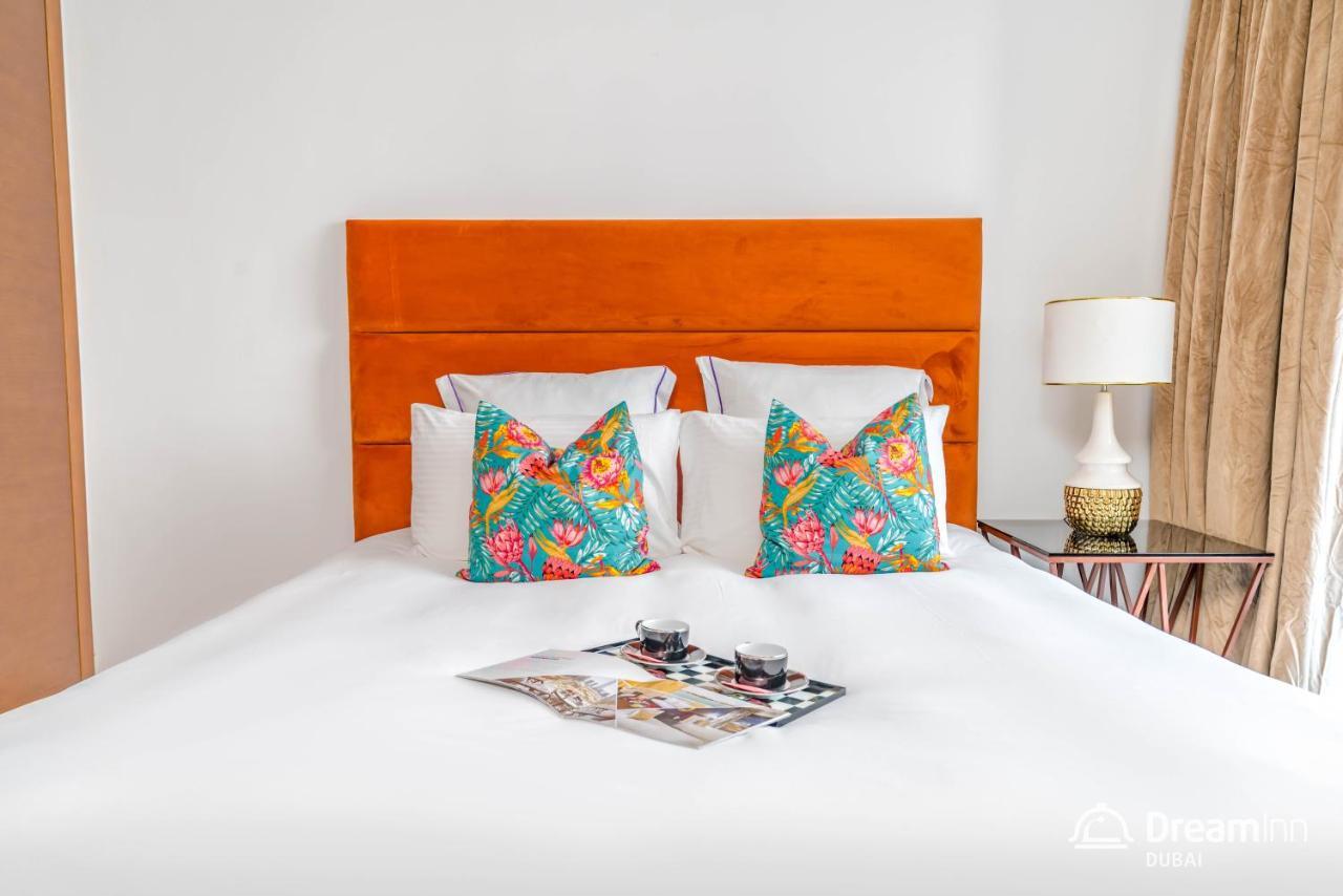 דובאי Dream Inn Apartments- West Wharf Tower Canal View מראה חיצוני תמונה
