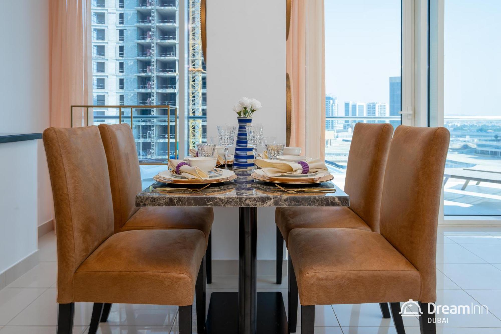 דובאי Dream Inn Apartments- West Wharf Tower Canal View מראה חיצוני תמונה