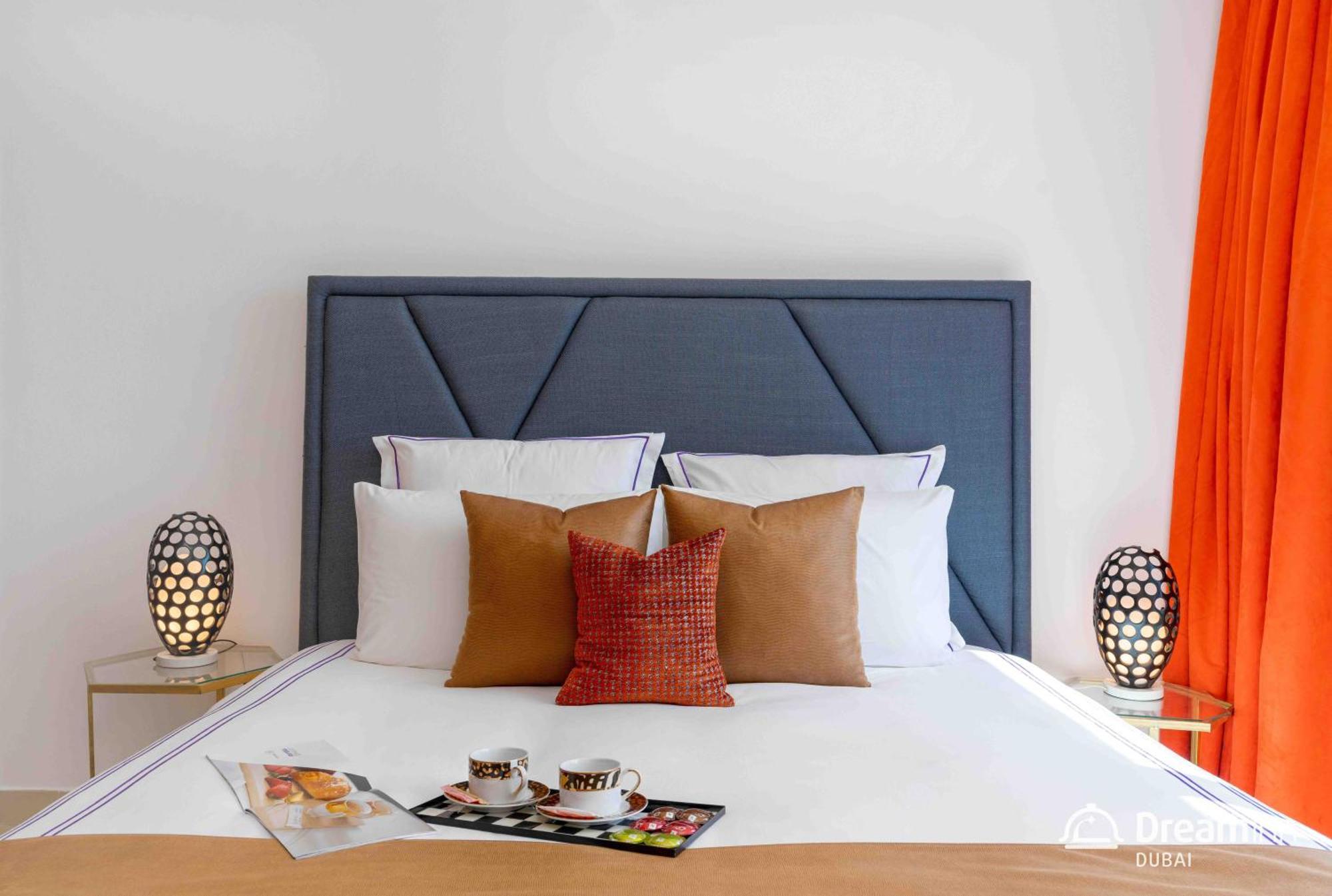 דובאי Dream Inn Apartments- West Wharf Tower Canal View מראה חיצוני תמונה