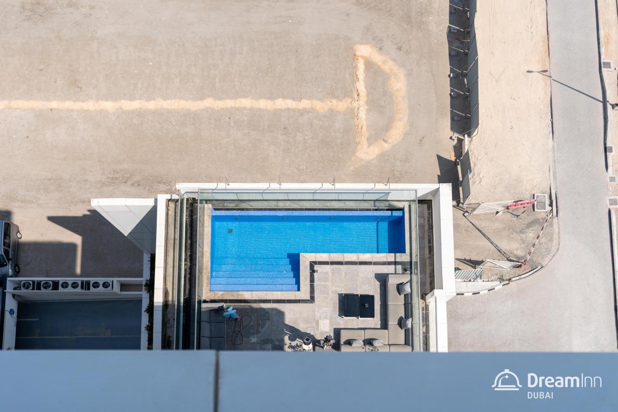 דובאי Dream Inn Apartments- West Wharf Tower Canal View מראה חיצוני תמונה
